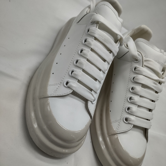 Alexander McQueen Oversized White Dipped Sneakers - Picture 4 of 11